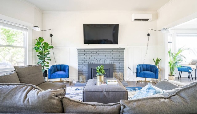 7BR | Patio, BBQ | West Seattle | Sophari Home I