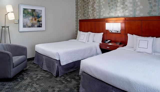 A Place You'll Surely Enjoy! Pet-friendly Property w/Airport Shuttle