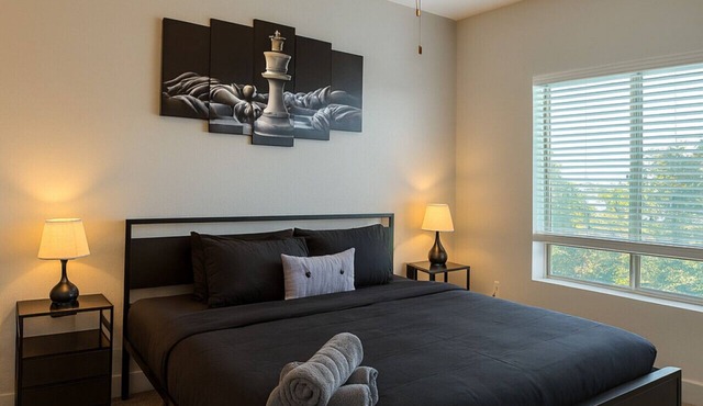 🎓Across from UAB | Spacious 2BR Retreat 3a