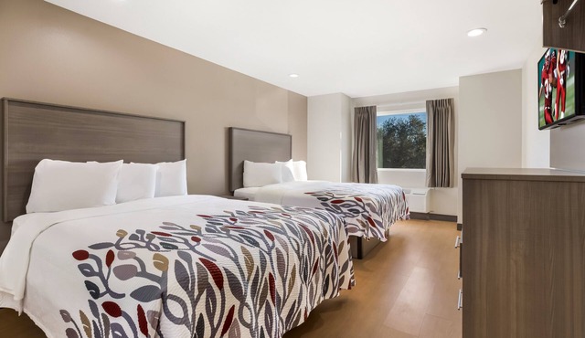 Affordable Lodging for Every Traveler! FREE Onsite Parking, Pets Allowed!