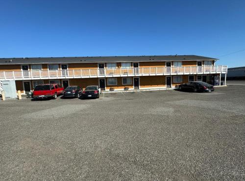Airport Motel