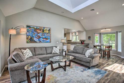 All-Seasons Chewelah Home: Fish, Golf & Ski!