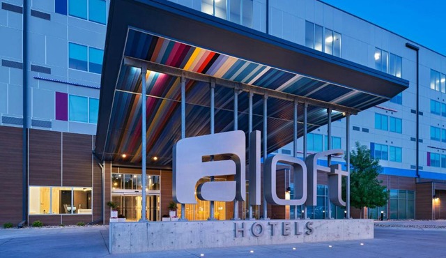 Aloft by Marriott Omaha West