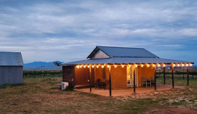 Anam Cara Vineyard. Romantic Vineyard Cottage with sweeping views