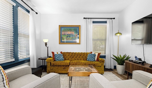 Bartonville 3BR |Peloton + Work Space |5mi Airport