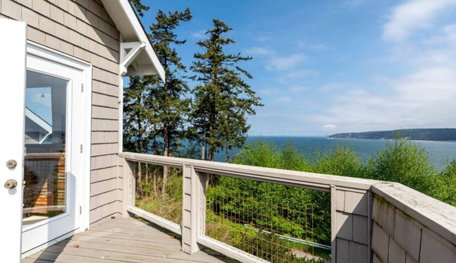 Beach House at Whidbey Shores
