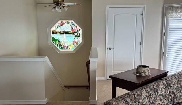 Beautiful 2-bedroom Puget Sound view apartment in University Place
