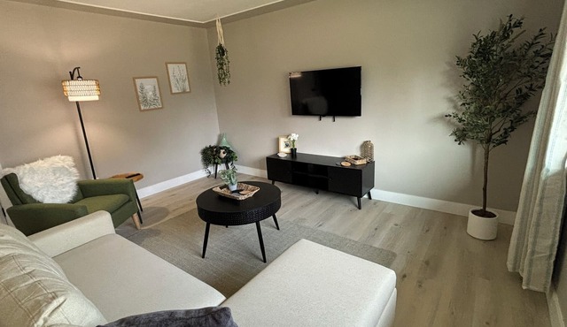 Beautiful Quite fully Furnished Home in Arvada - 10479