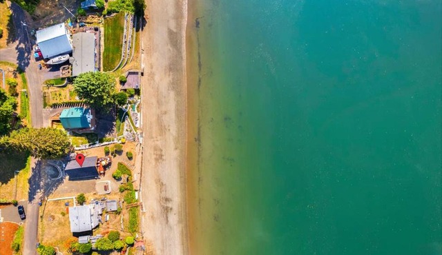 Beautifully Remodeled Beach Front A-Frame