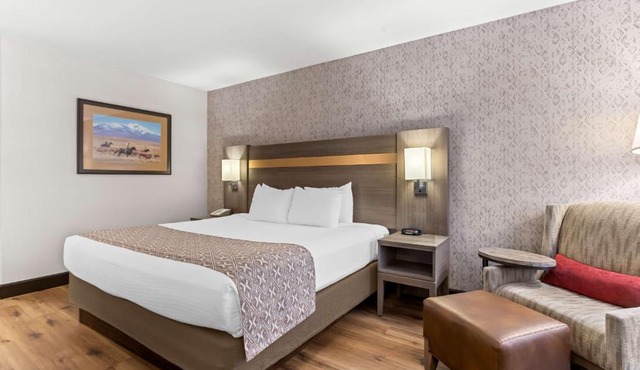 Best Western Moriarty Heritage Inn