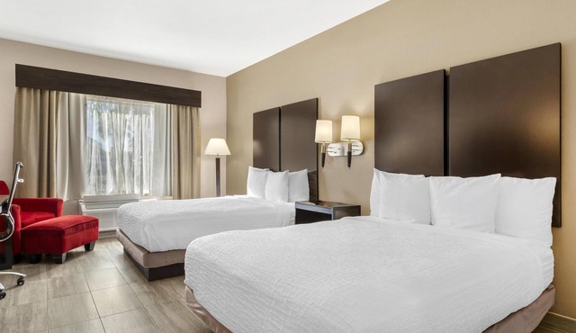 Best Western Plus Heritage Inn
