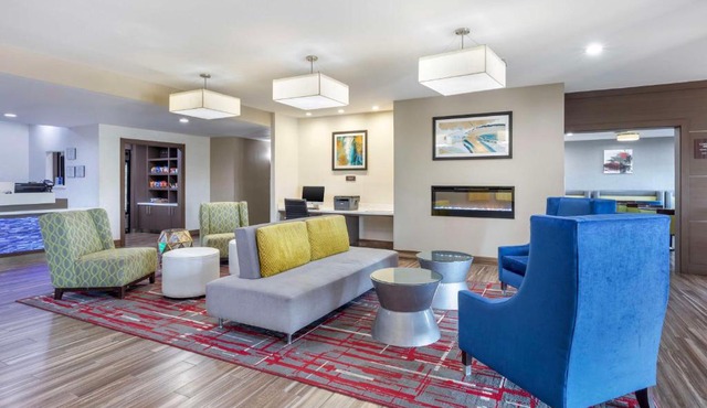 Best Western Plus Mansfield Inn & Suites