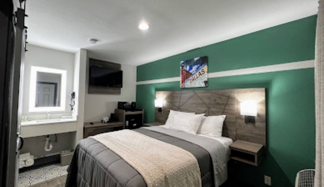 Bishop Arts Suites