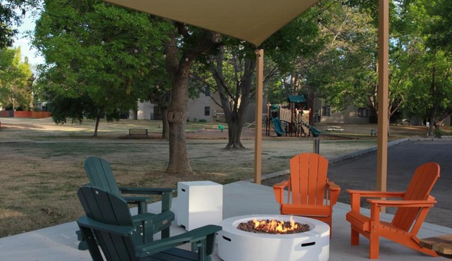 Boulder Twin Lakes Inn