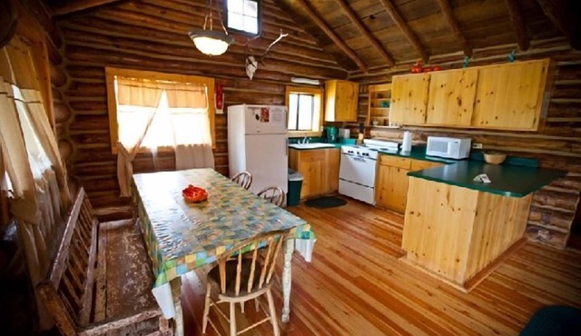 Browns Rustic Log Cabin Retreat