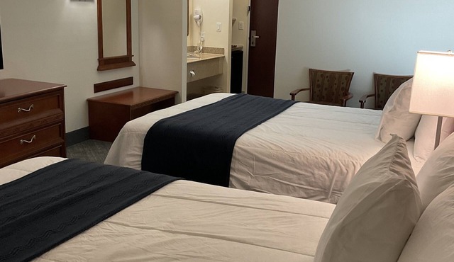 Budget Host Inn & Suites