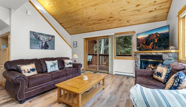 Bugle Pointe A15 by Estes Park Condos