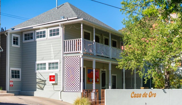 Casa de Oro – Luxe Comfort in the BEST Location of Old Bisbee w/Views galore!