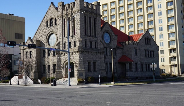 Center Apt 206 Historical church 1908