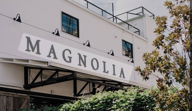 Central! Minutes to Magnolia, Baylor University, Cameron Park Zoo and more.
