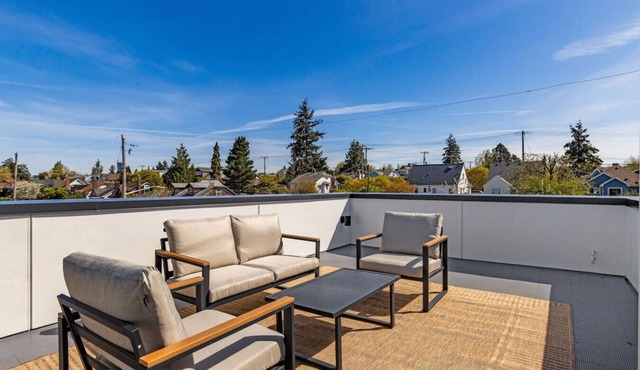 Central Oasis: Roof Terrace