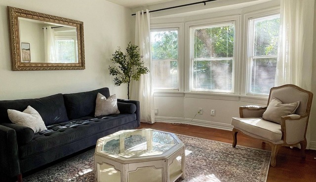 Charming 2 Bedroom Home - 5 min from Downtown with Spacious Backyard!
