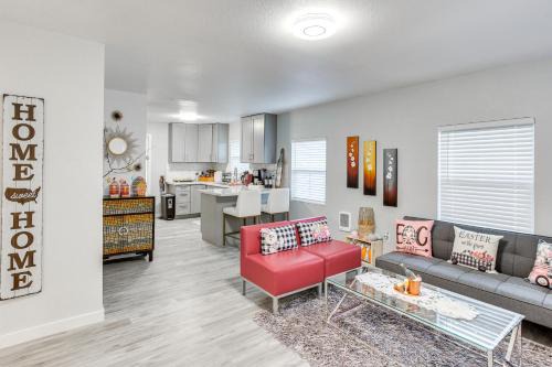 Charming Auburn Home: 15 Mi to Downtown Tacoma!