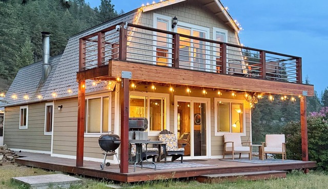 Charming Lake House