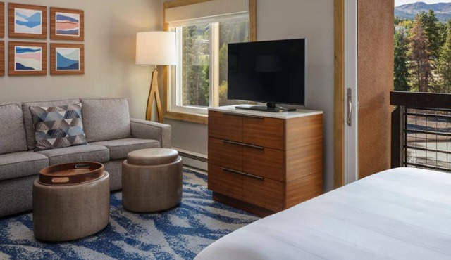 Christmas on the Slopes! 1 Bedroom/Bath – Marriott’s Mountain Valley Lodge - CO.