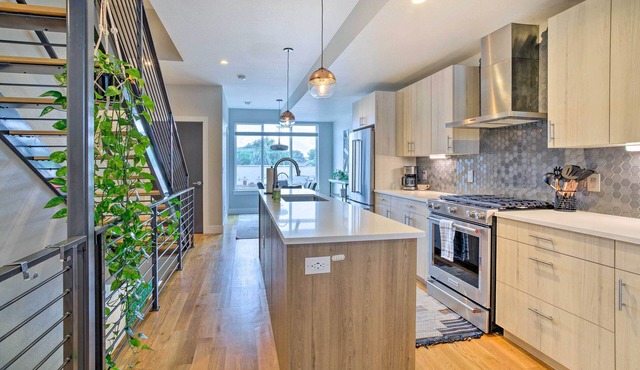 City Skyline Views: Upscale Denver Townhome
