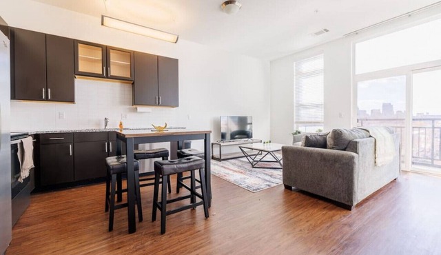 City Views! Modern RiNo Apt