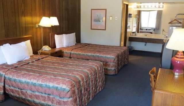Coachlight Motel