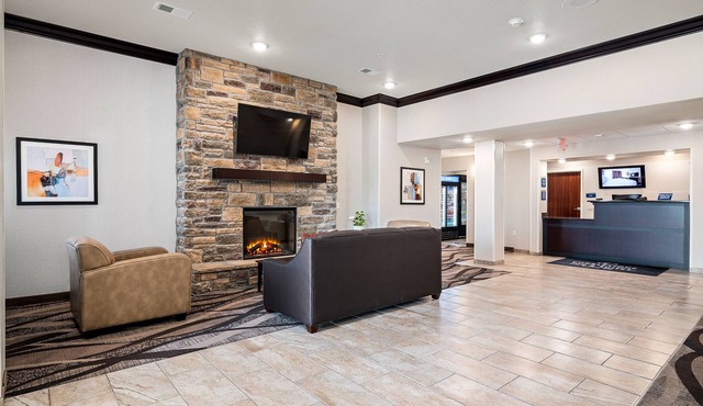 Cobblestone Inn & Suites - Yuma