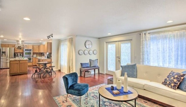 Comfort & Calm – Perfect for Work, Families , Pets & Getaways