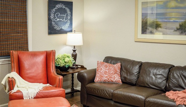 Comfort & Charm - Long Term Stays Considered.
