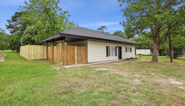 Comfortable 2-Bedroom Rental in Bridge City