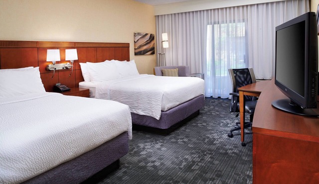 Courtyard by Marriott Columbus Dublin
