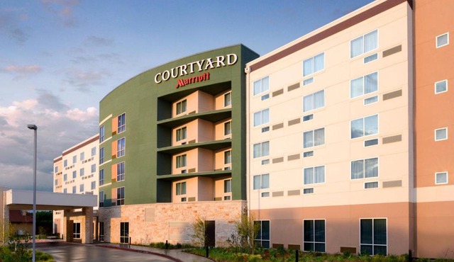 Courtyard by Marriott Dallas Plano/The Colony