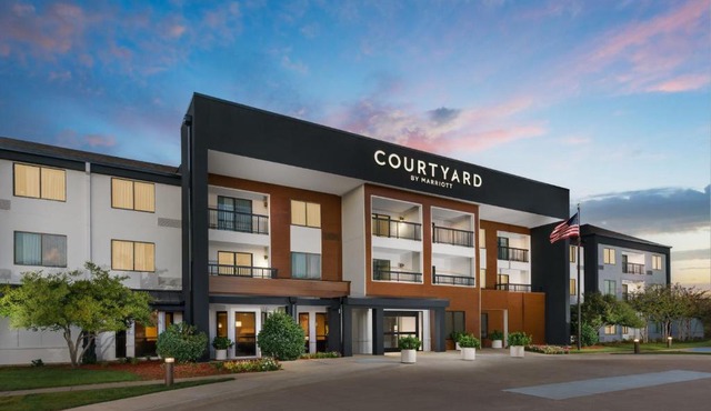 Courtyard by Marriott Dallas Lewisville