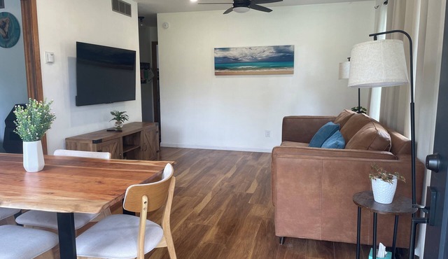 Cozy 2-bedroom house in Lakeside IA. Just a 3 minute walk from the lake.