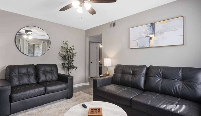 Cozy 2BR-WIFI-Park!
