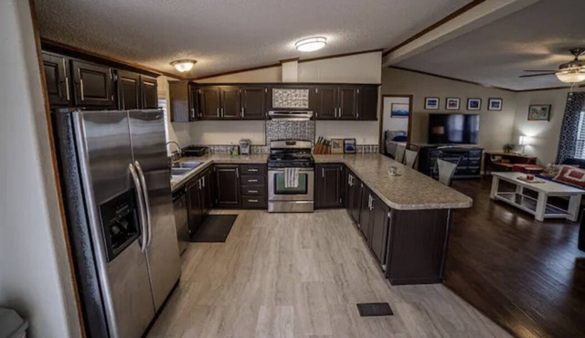 Cozy 3Bed / 2 Bath 5 Mins to Fort Carson