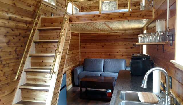 Cozy Creekside Tiny Home outside Forks, WA; Right in Olympic National Forest!