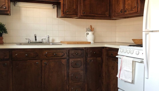 Cozy stay within one mile of downtown Delaware’s shops, restaurants and pubs.