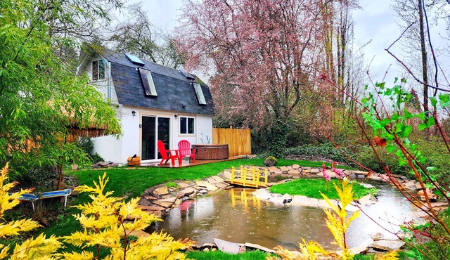 Cozy Tiny House Retreat – Nature, Privacy & Hot Tub