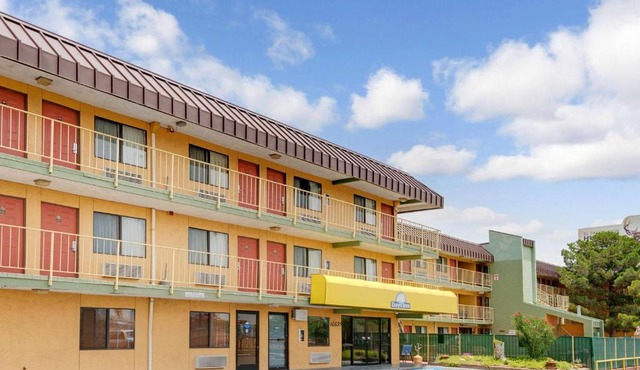 Days Inn by Wyndham El Paso I-10 East