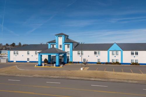 Days Inn by Wyndham Dodge City