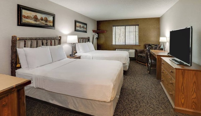 Deluxe 2 Double Beds in Stoney Creek St. Joseph, Relax on the balcony