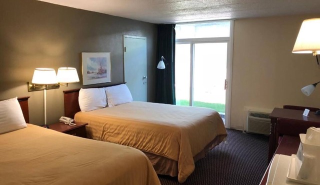 Deluxe Double Room With Two Double Beds Non-Smoking