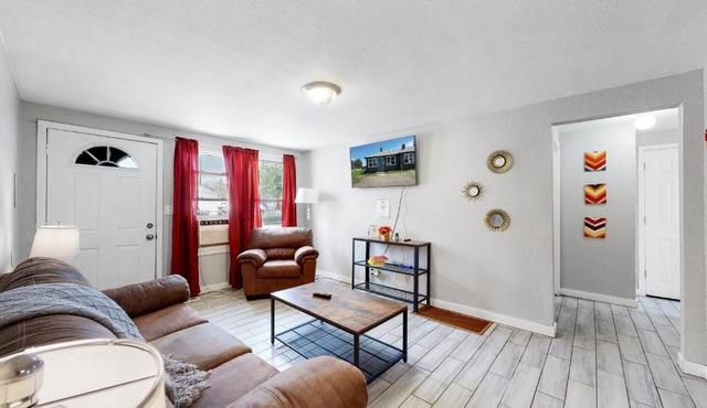 Denver Cute 1 Bedroom Home
